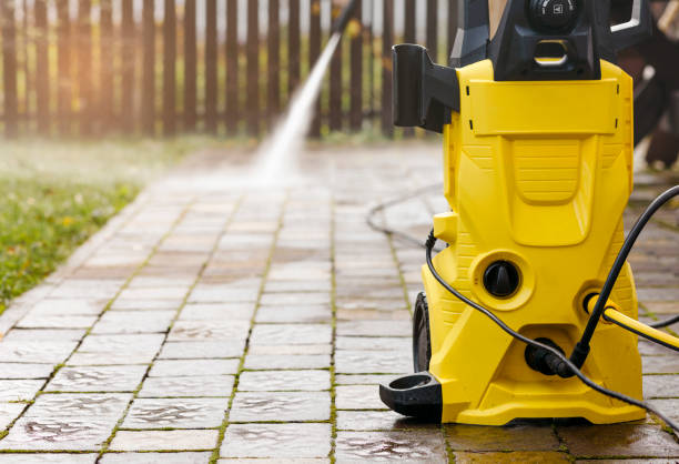 Best Gutter Cleaning  in Olmsted Falls, OH